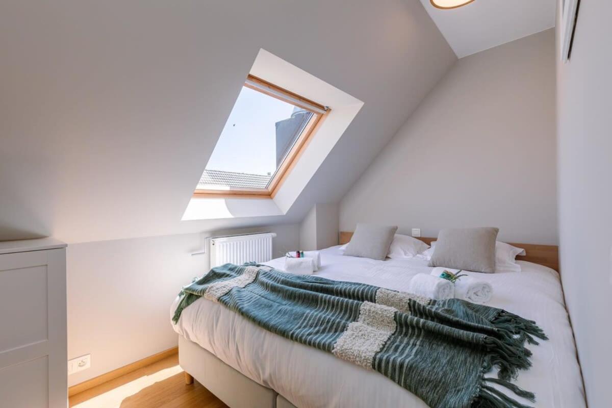 Huswell - Centrally Located Apartment With Sunny Terrace Ostend Exterior photo