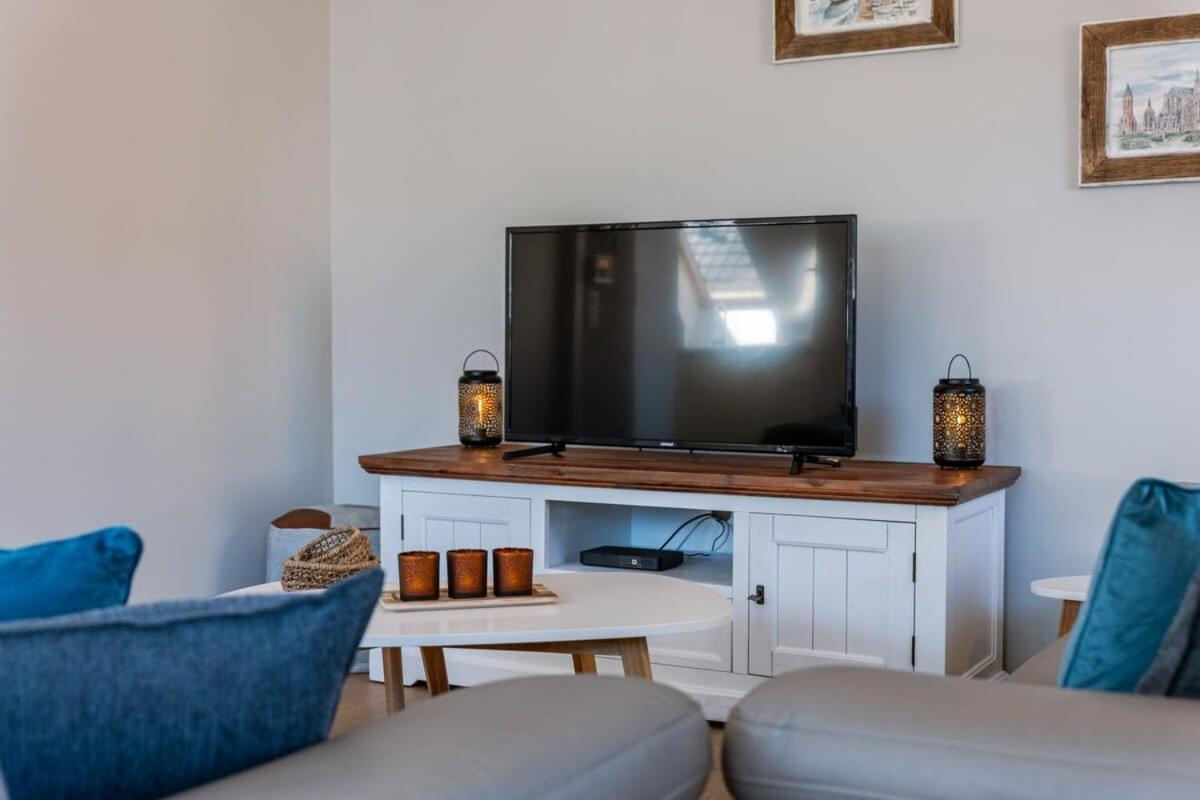 Huswell - Centrally Located Apartment With Sunny Terrace Ostend Exterior photo